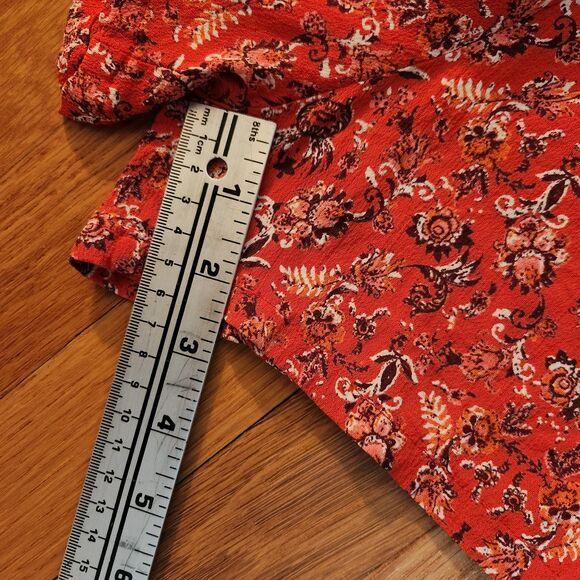 Angie Women's Paperbag Printed Short, Red, Floral, Boho, Festival, Sz M - Picture 9 of 9